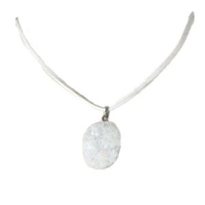 White Iridescent Druzy Crystal Agate Y2K Necklace